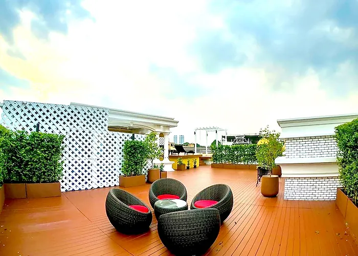 Siri Oriental Hotel